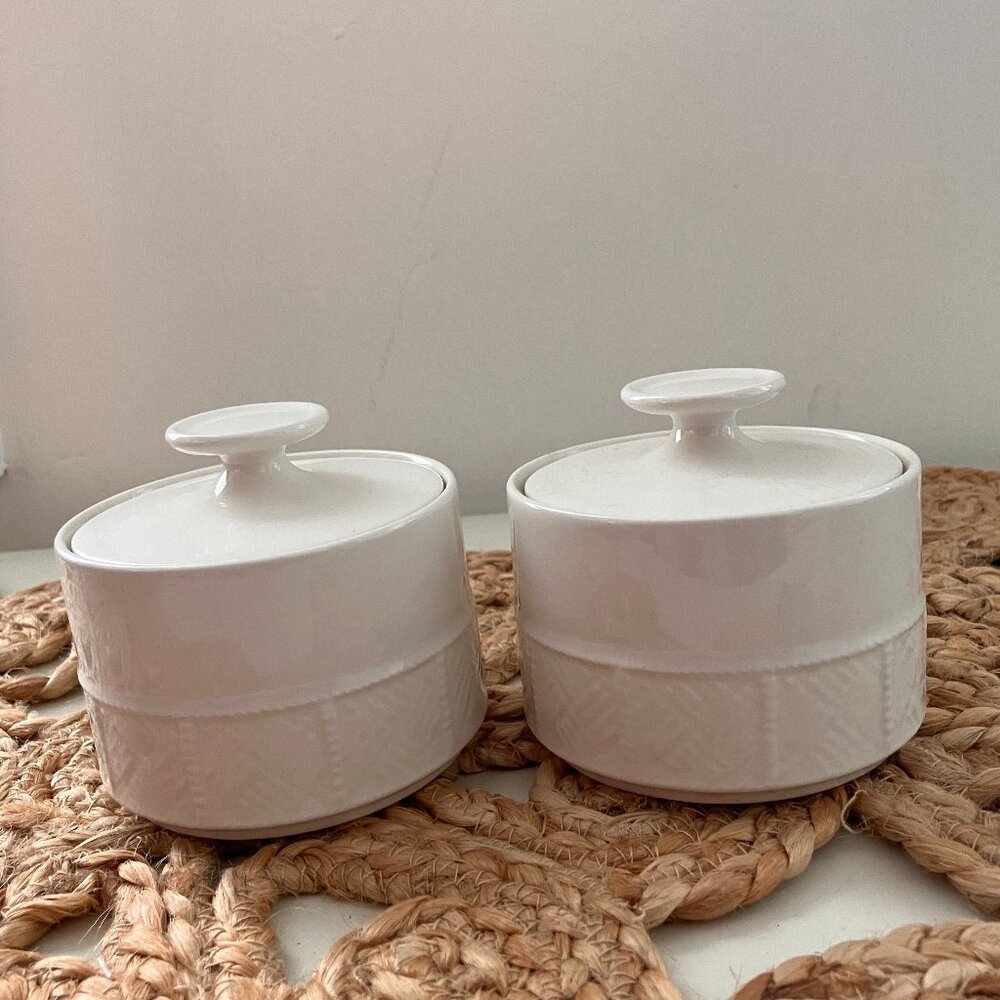 Yamaka Japan White Embossed Weave Damask Set of 2 Lidded Pots - Vintage